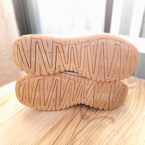 Perry Ellis America Tan Leather Oxford Sneaker - Picture 3 of 3